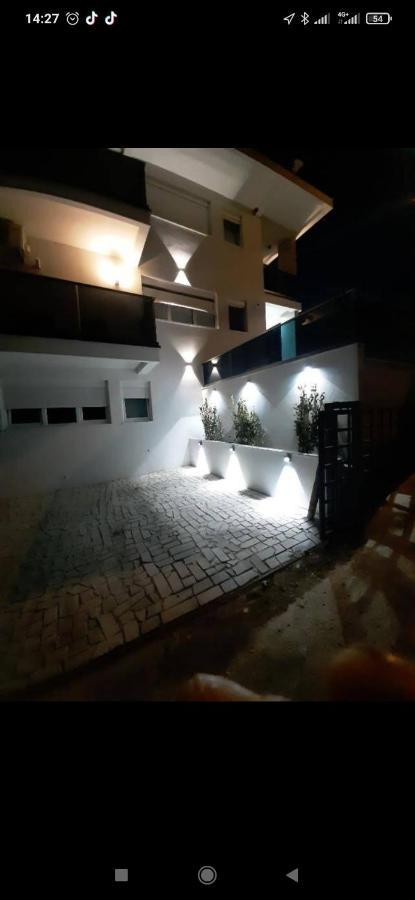 Royal Residence Bar Bagian luar foto